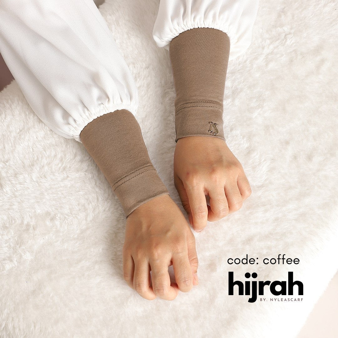 Hijrah Handsocks: Coffee