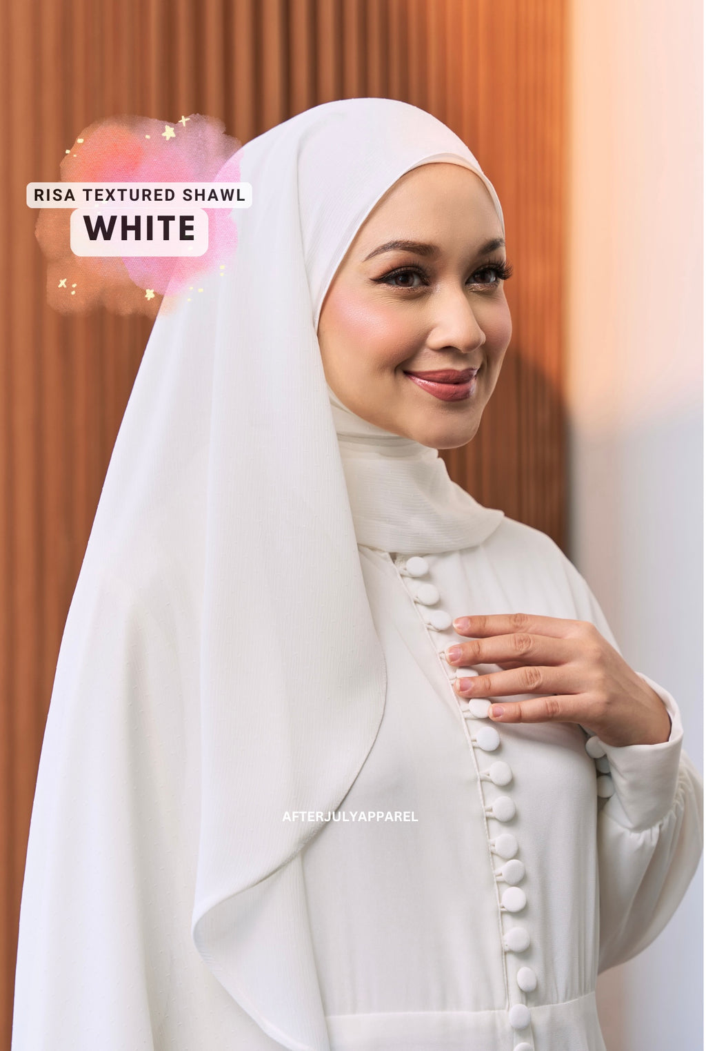 Risa Textured Shawl: White