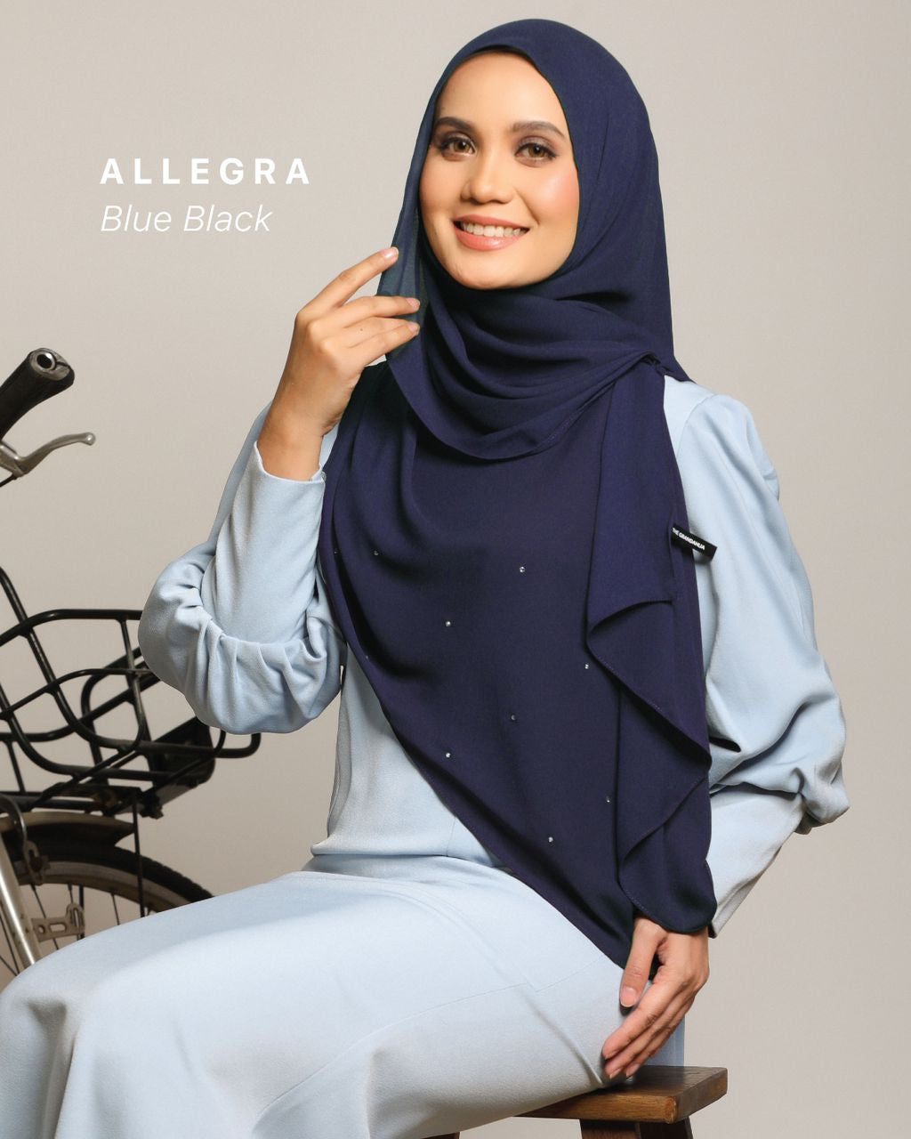 Allegra: Navy