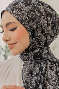 Adra Ironless Shawl: Delaila