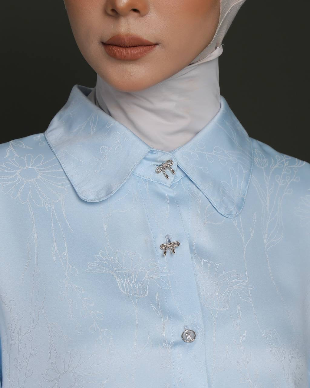 Lilya embroidery Top