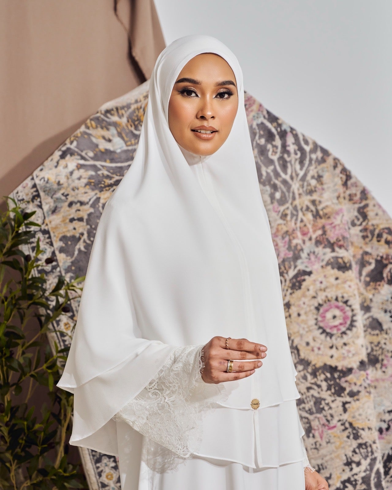 Nazia khimar White