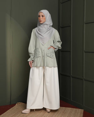 Lilya embroidery Top