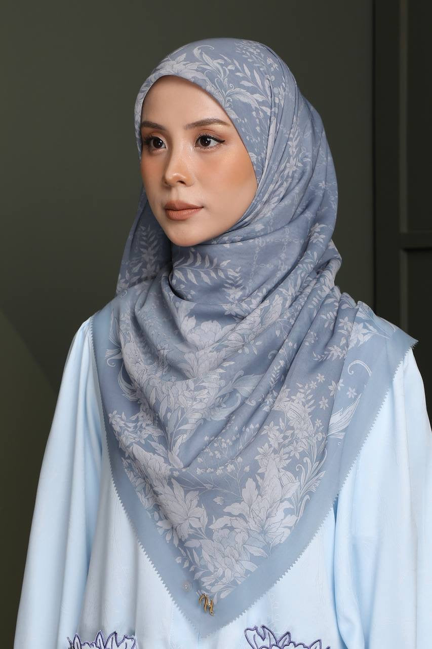 Arunika Square: Misty Blue