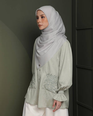 Lilya embroidery Top