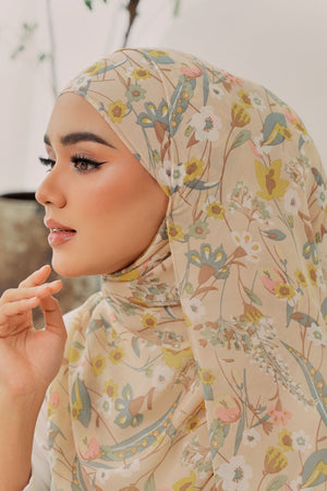 Adra Ironless Shawl: Chloe