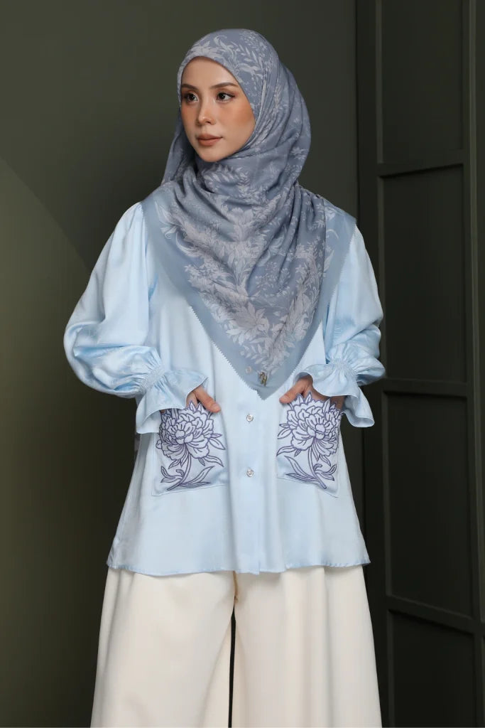 Lilya embroidery Top