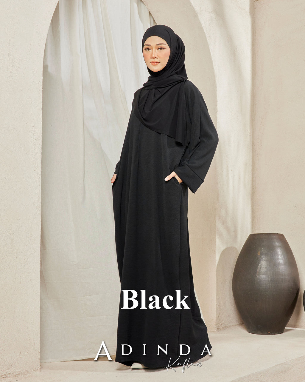 Adinda Kaftan Black